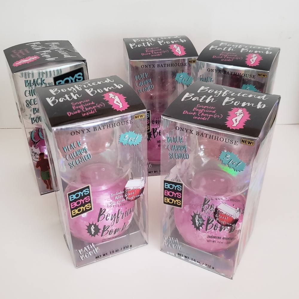 Onyx Boyfriend Pink Bath Bomb Black Cherry with Wine Glass Bundle of 5 NWT